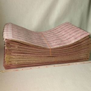 Merchandise Paper Bags Decorative in Pink/Mauve